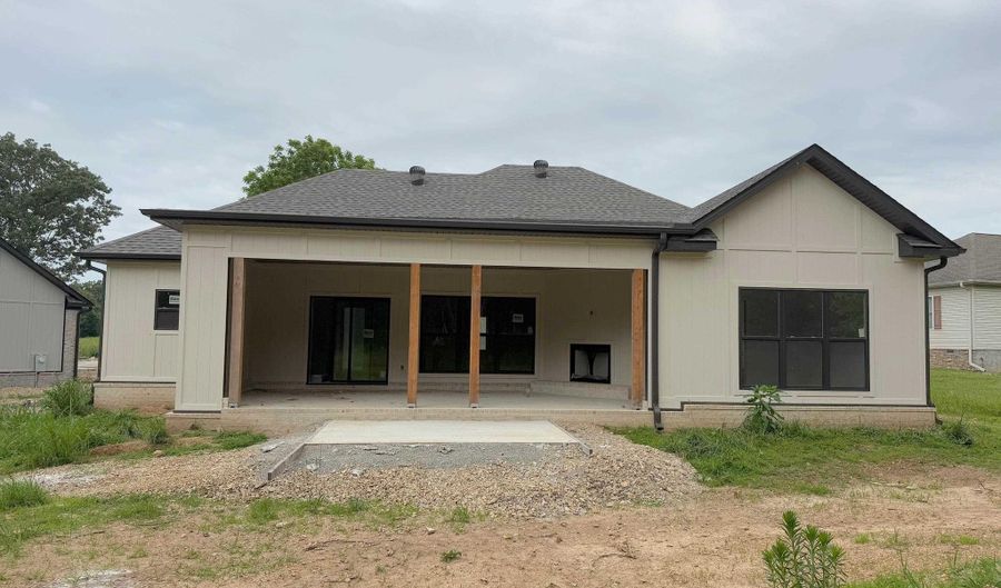 26 SISNEY Dr, Ash Flat, AR 72513 - 3 Beds, 2 Bath