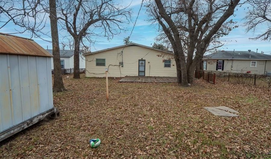 6713 NW 27th St, Bethany, OK 73008 - 3 Beds, 2 Bath