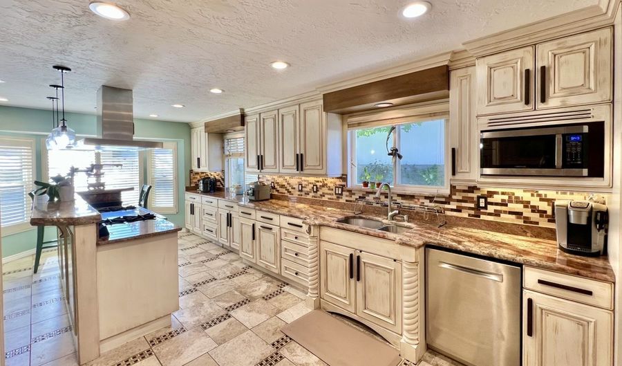 1927 Laxalt Way, Elko, NV 89801 - 5 Beds, 4 Bath