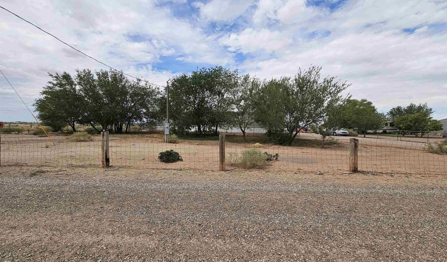 6 Terall Trl, Alamogordo, NM 88310 - 2 Beds, 2 Bath