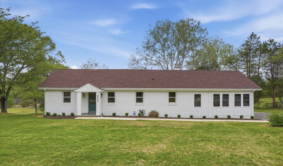 2502 HOLLY SPRINGS Dr, Amissville, VA 20106 - 4 Beds, 3 Bath