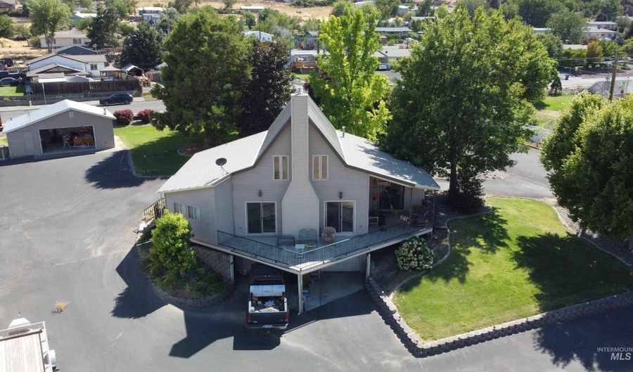 209 Harding St, Asotin, WA 99402 - 3 Beds, 3 Bath