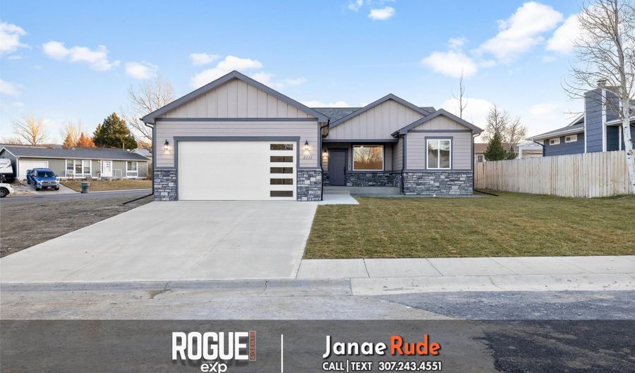 2011 E 22nd St, Casper, WY 82601 - 3 Beds, 3 Bath