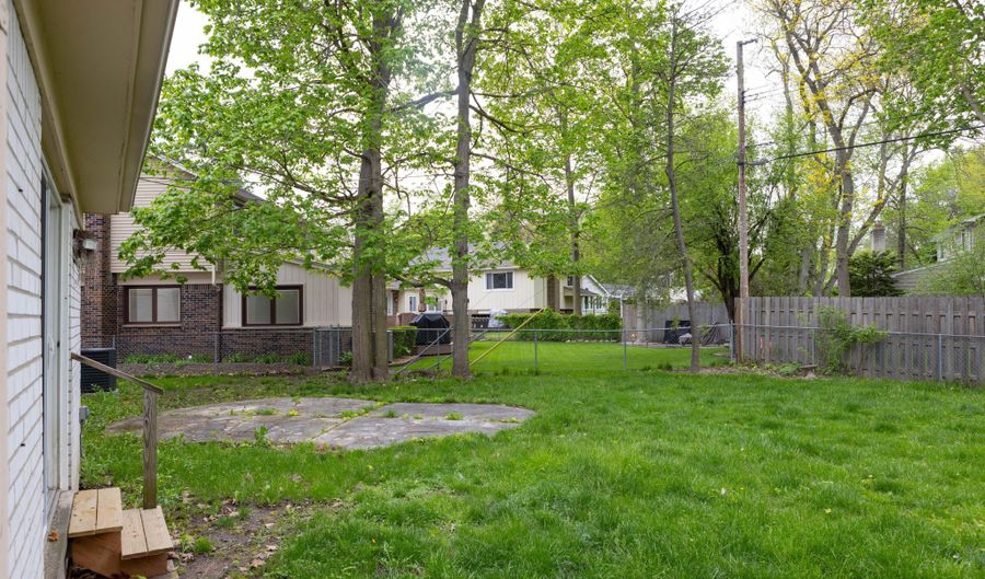 3356 Tacoma Cir, Ann Arbor, MI 48108 - 4 Beds, 3 Bath
