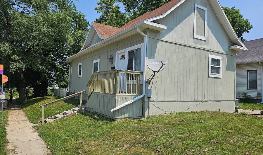 1503 13th St, Des Moines, IA 50314 - 3 Beds, 1 Bath