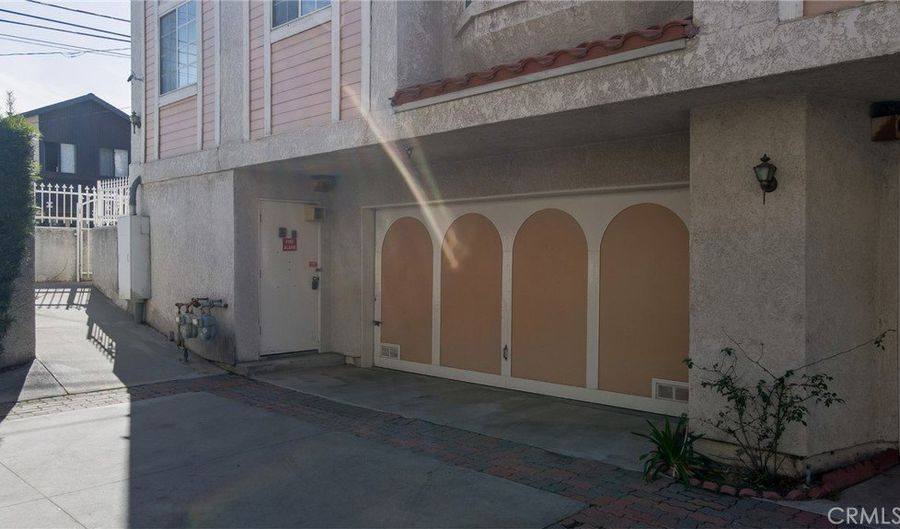 32 Diamond St D, Arcadia, CA 91006 - 4 Beds, 3 Bath