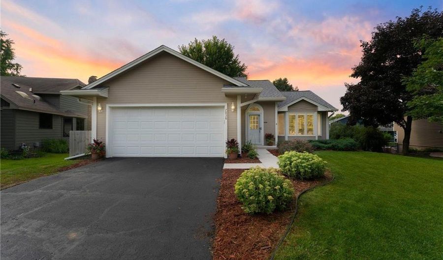 7836 Upper 145th Ct W, Apple Valley, MN 55124 - 4 Beds, 2 Bath