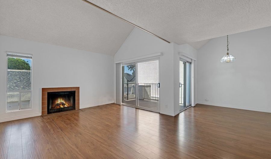 20155 Keswick 211, Los Angeles, CA 91306 - 3 Beds, 3 Bath
