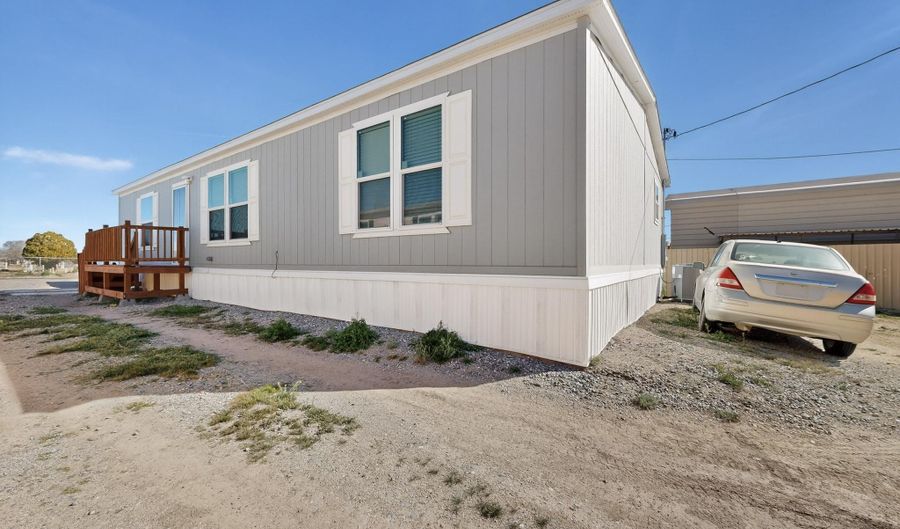 1117 W Delgado Ave, Belen, NM 87002 - 3 Beds, 2 Bath