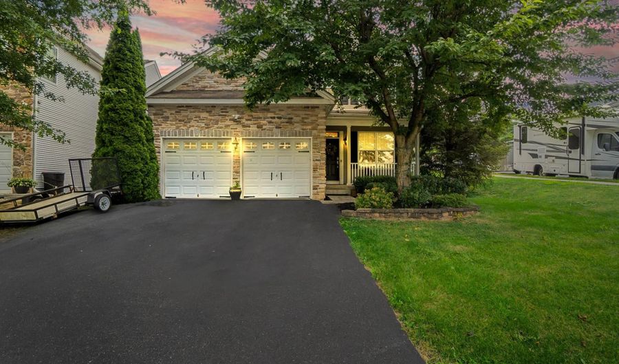 2429 S FRONT St, Allentown, PA 18103 - 4 Beds, 3 Bath