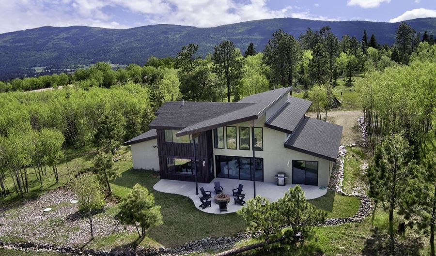 31 Beaver Loop, Angel Fire, NM 87710 - 4 Beds, 5 Bath