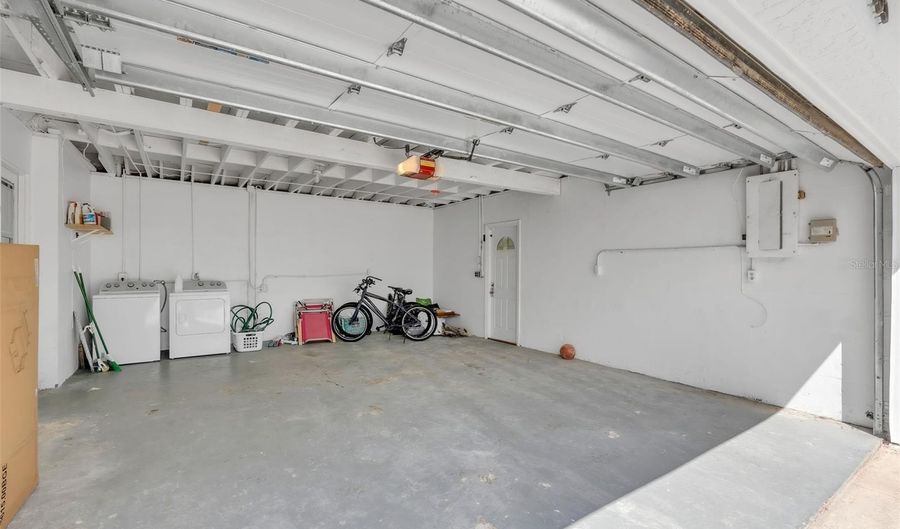 155 CRESCENT Dr, Anna Maria, FL 34216 - 3 Beds, 2 Bath