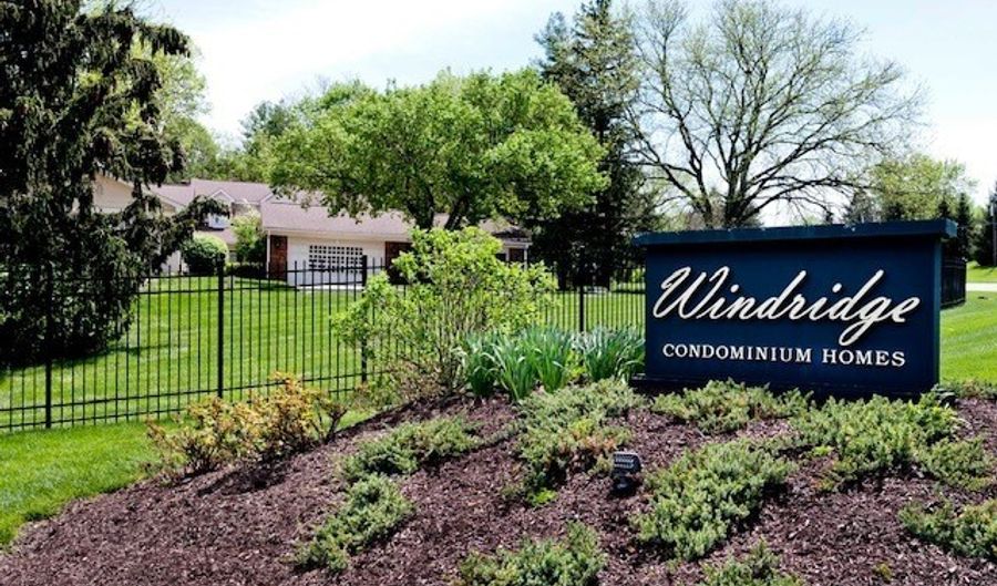 5251 Windridge Dr 165, Indianapolis, IN 46226 - 3 Beds, 3 Bath