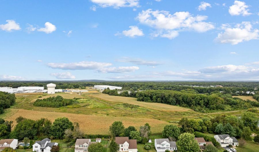 218 FIELDSTONE CROSSING Dr, Bear, DE 19701 - 4 Beds, 4 Bath
