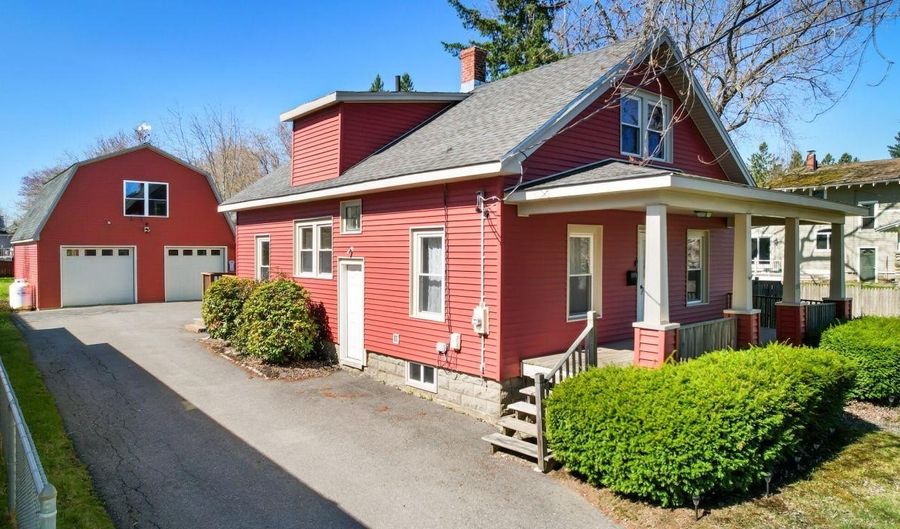 550 Ohio St, Bangor, ME 04401 - 2 Beds, 2 Bath