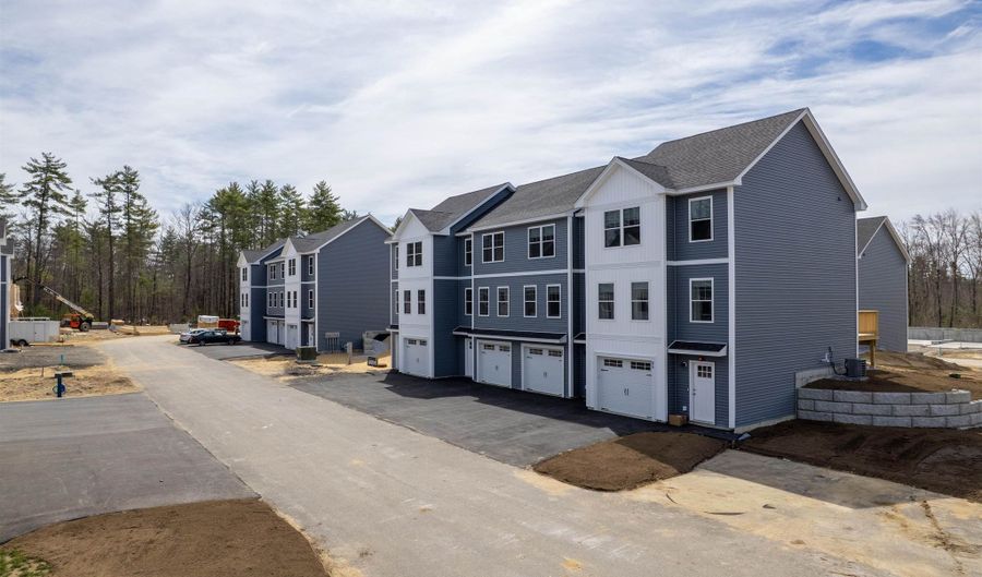 8 D The Crossings At Village Ctr, Barrington, NH 03825 - 2 Beds, 2 Bath