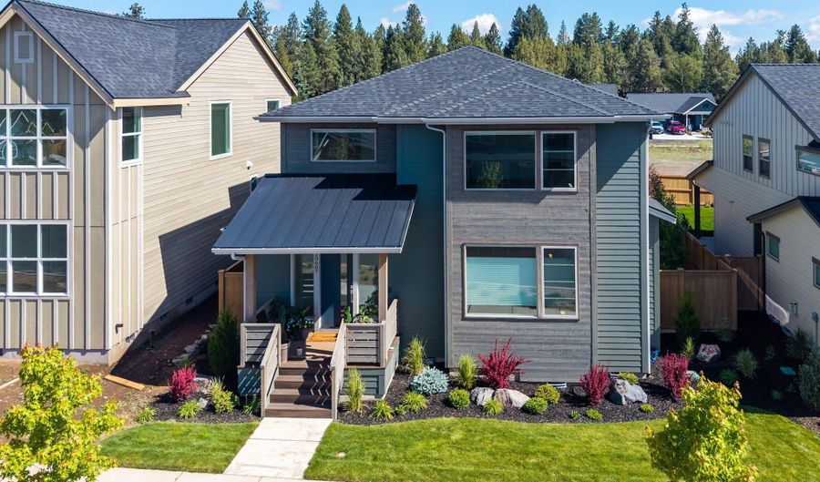 20607 SE Boer SE, Bend, OR 97702 - 4 Beds, 3 Bath