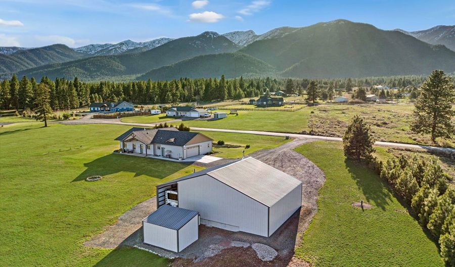 44821 BARBARA Cir, Baker City, OR 97814 - 3 Beds, 2 Bath