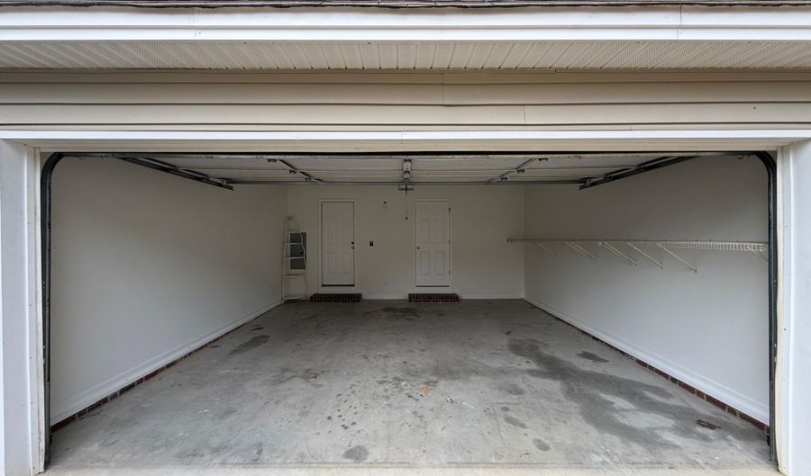 136 Kensington Way, Aberdeen, NC 28315 - 3 Beds, 2 Bath