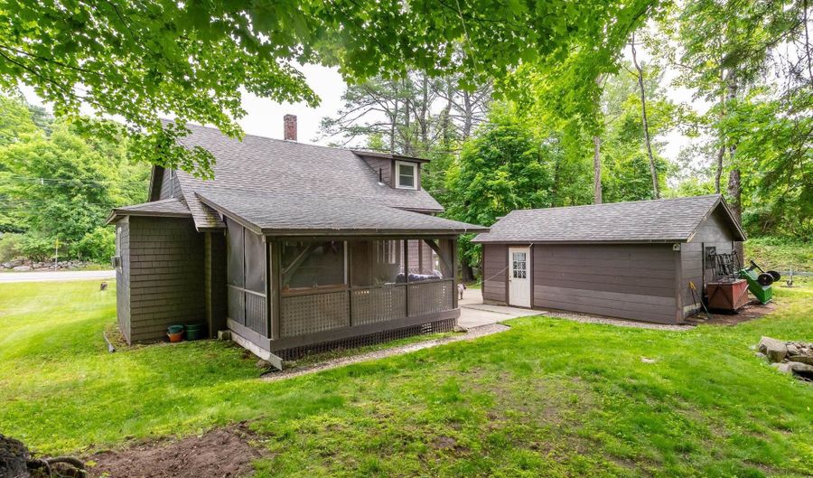 29 Bean Rd, Center Harbor, NH 03226 - 3 Beds, 2 Bath