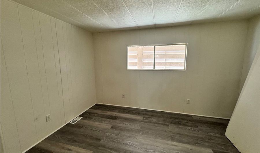 941 Citrus St, Bullhead City, AZ 86442 - 3 Beds, 2 Bath