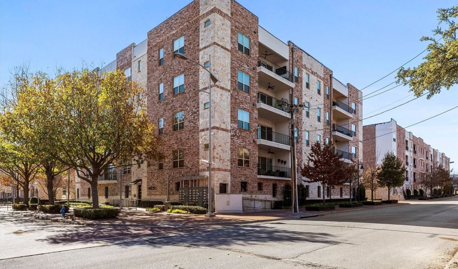 15875 Spectrum Dr 1106, Addison, TX 75001 - 2 Beds, 2 Bath