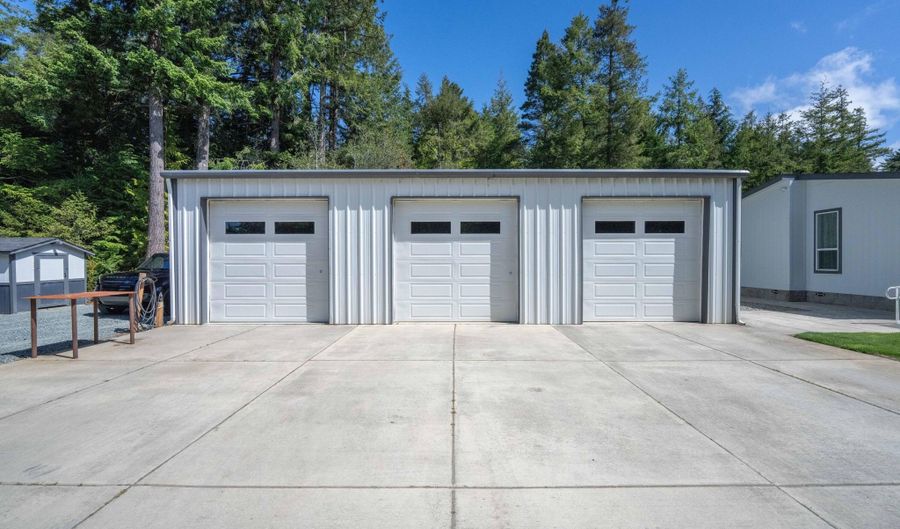 87477 Jean Dr, Bandon, OR 97411 - 3 Beds, 2 Bath