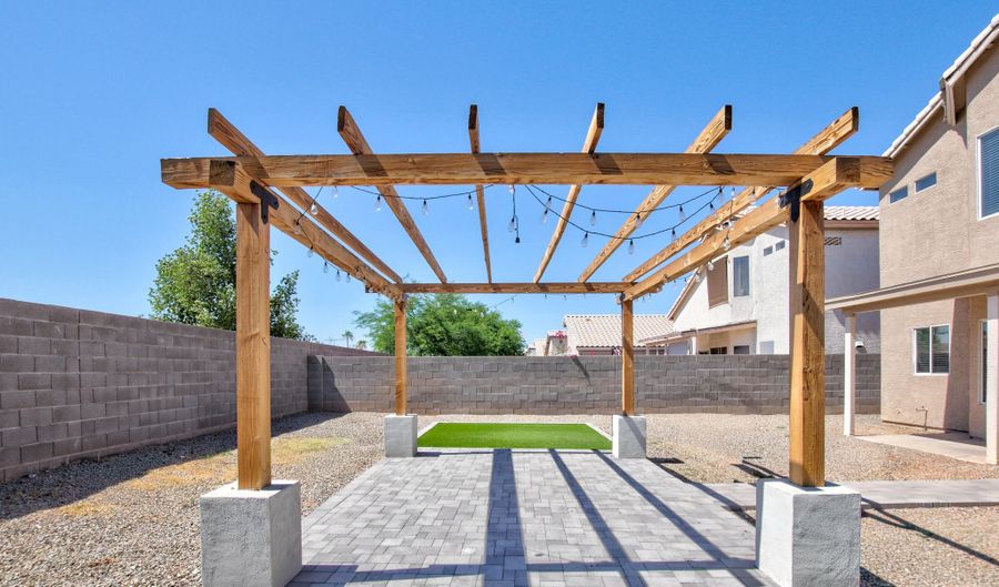 1550 N Sunset Pl, Chandler, AZ 85225 - 3 Beds, 3 Bath