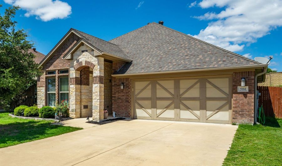 504 Sagebrush Ct, Aledo, TX 76008 - 4 Beds, 2 Bath