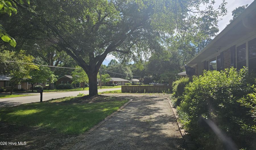 1446 SE Audubon Dr SE, Aiken, SC 29801 - 3 Beds, 2 Bath
