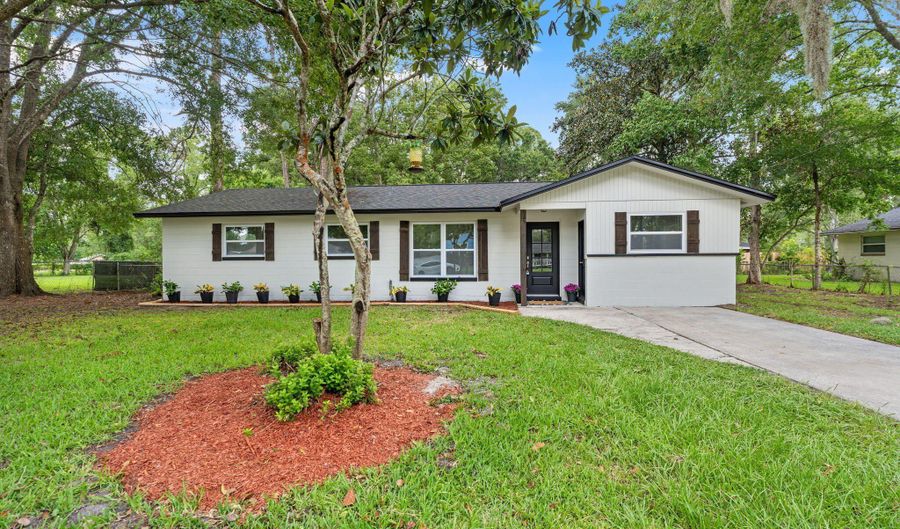594 CEDAR Ave, Baldwin, FL 32234 - 3 Beds, 2 Bath
