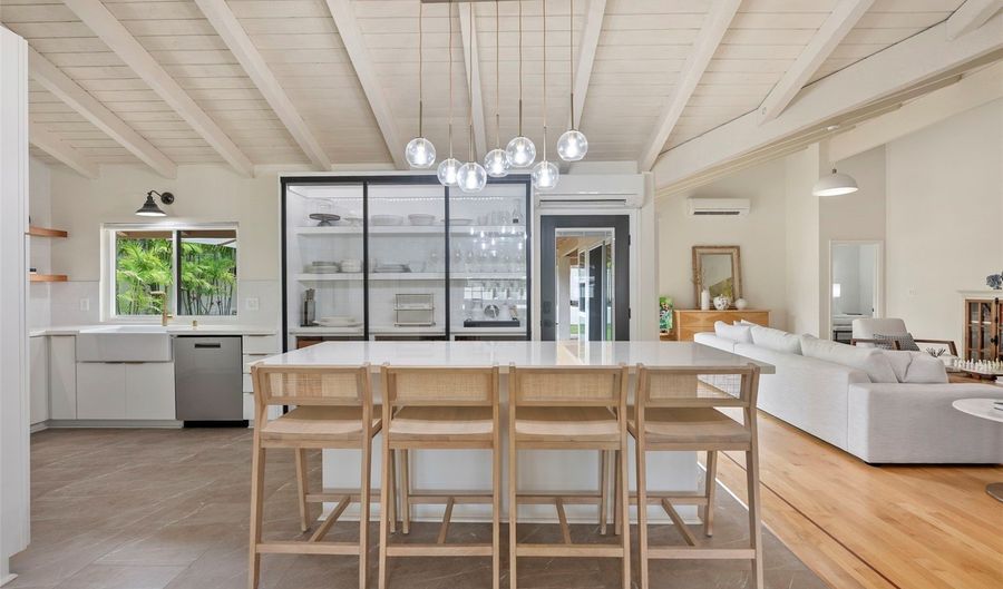 1016 Laukupu Way, Honolulu, HI 96825 - 3 Beds, 2 Bath