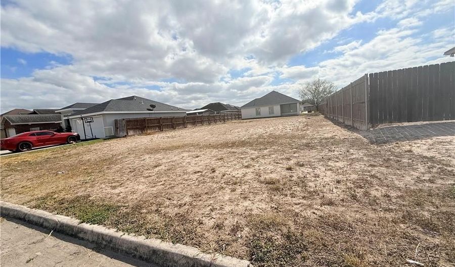 Harding Avenue, Alton, TX 78573 - 0 Beds, 0 Bath