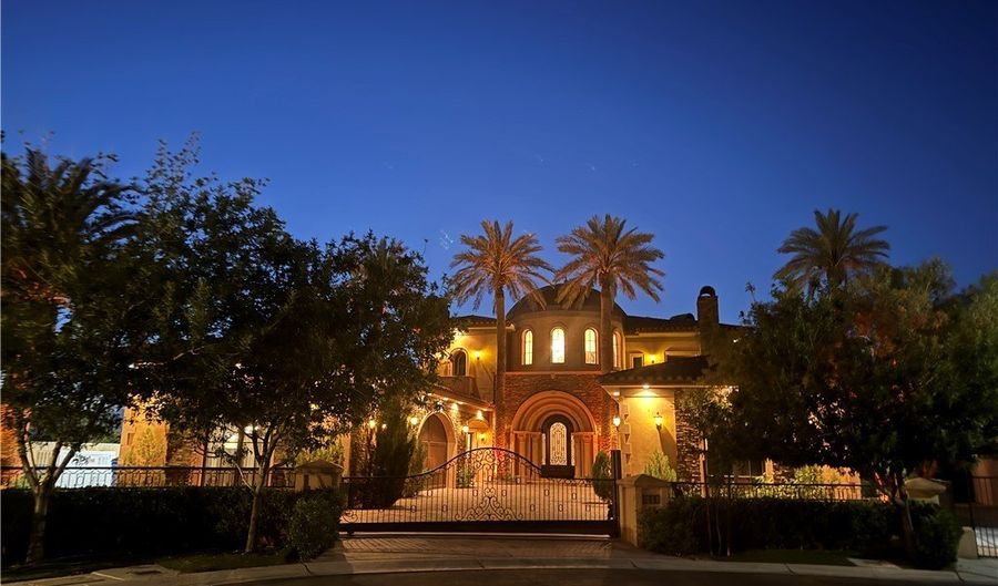 1800 Amarone Way, Henderson, NV 89012 - 5 Beds, 6 Bath
