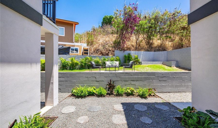 1310 Hele St, Kailua, HI 96734 - 7 Beds, 7 Bath