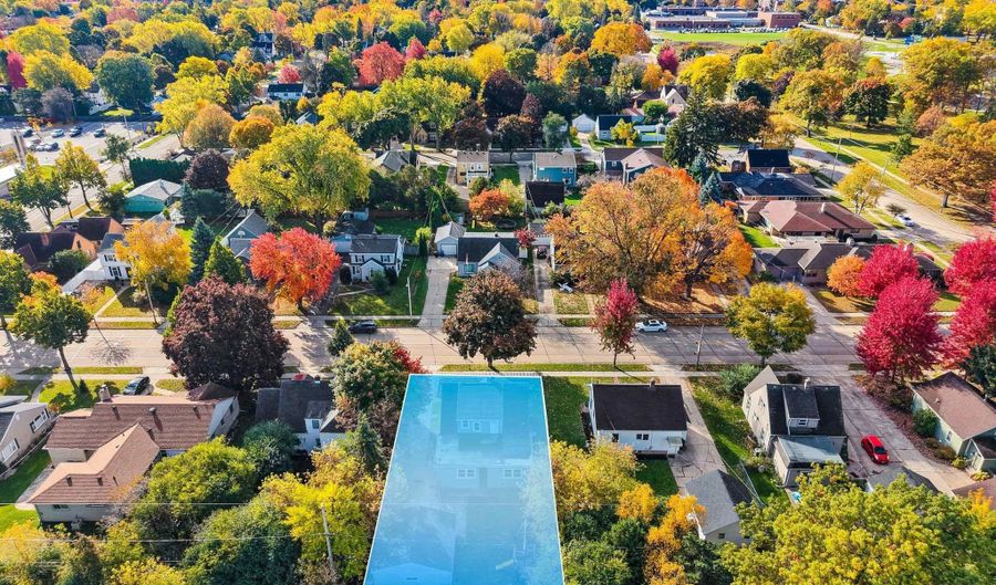 430 E GLENDALE Ave, Appleton, WI 54911 - 3 Beds, 2 Bath