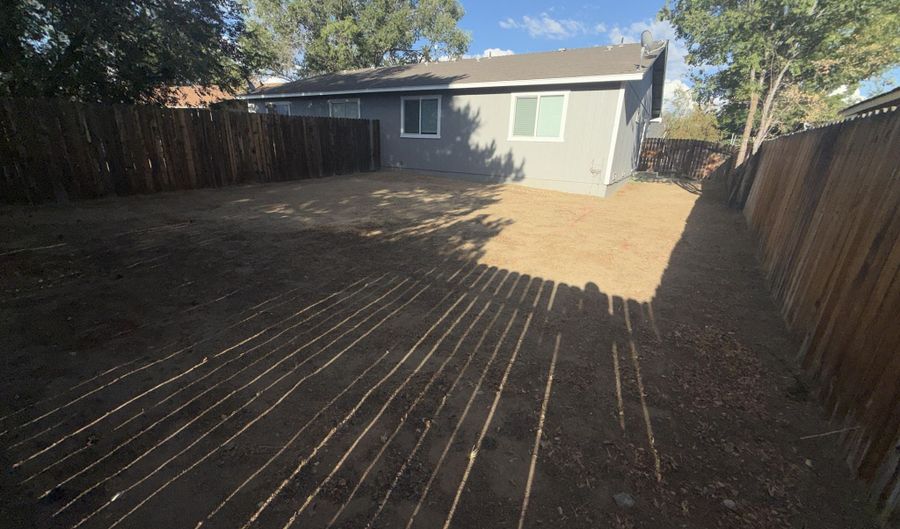 752 Wagon Dr, Gardnerville, NV 89460 - 4 Beds, 4 Bath