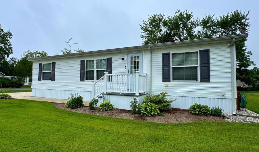 33284 LIGHTHOUSE Ct 49737, Lewes, DE 19958 - 3 Beds, 2 Bath