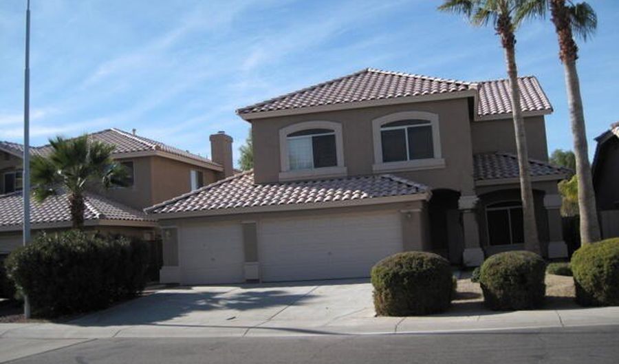 860 N MADRID Ln, Chandler, AZ 85226 - 4 Beds, 3 Bath