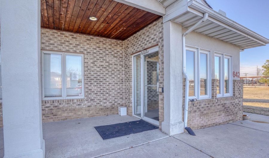 642 S QUEEN St 103, Dover, DE 19904 - 0 Beds, 0 Bath