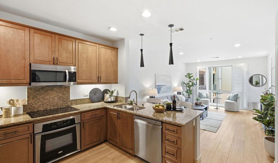 3887 Pell Pl 325, San Diego, CA 92130 - 1 Beds, 1 Bath