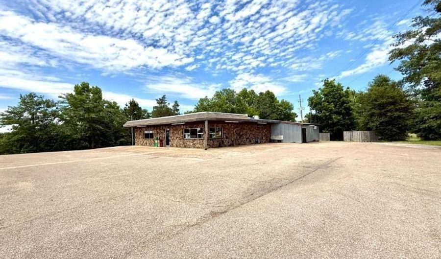 1505 U.S. 278, Amory, MS 38821 - 0 Beds, 0 Bath