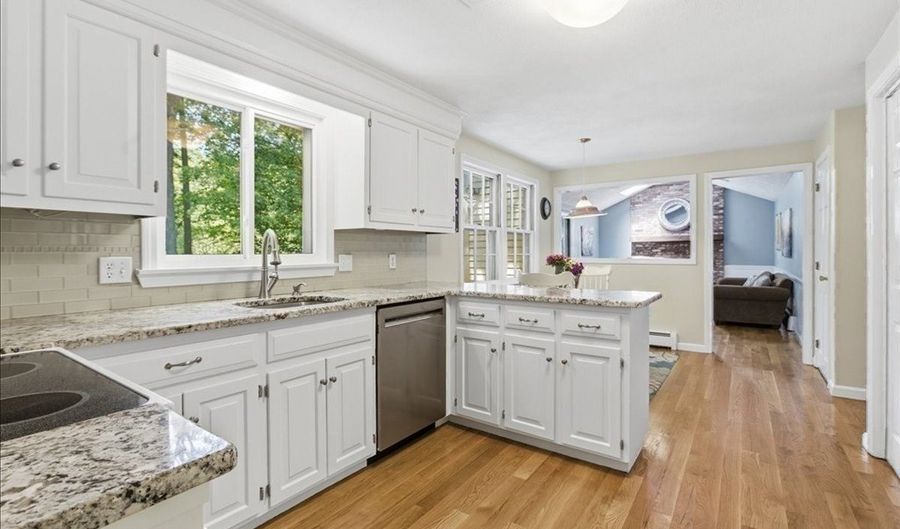 27 Kennel Hill Dr, Beverly, MA 01915 - 4 Beds, 3 Bath