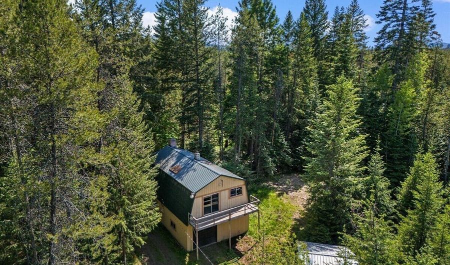 28801 N LEWELLEN CREEK Rd, Athol, ID 83801 - 2 Beds, 2 Bath