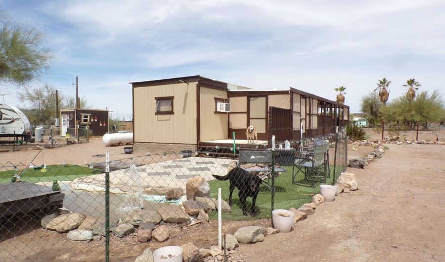 27697 Santa Fe Ave, Bouse, AZ 85325 - 1 Beds, 1 Bath