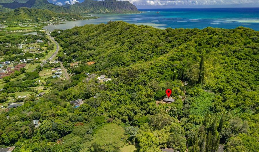 47-039 Okana Pl, Kaneohe, HI 96744 - 6 Beds, 6 Bath