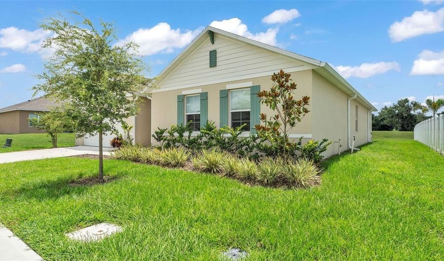 3140 CASPIAN FEATHER St, Bartow, FL 33830 - 4 Beds, 2 Bath