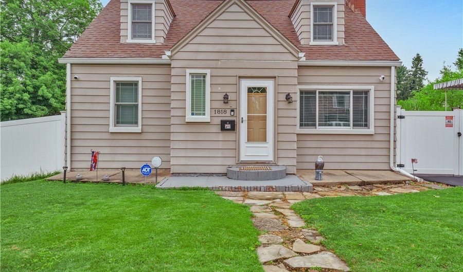 1818 Filmore St, Aliquippa, PA 15001 - 5 Beds, 0 Bath