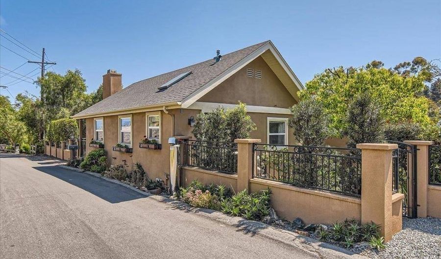 4359 Date Ave, La Mesa, CA 91941 - 5 Beds, 3 Bath