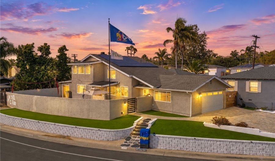 1716 Soto St, Oceanside, CA 92054 - 4 Beds, 3 Bath